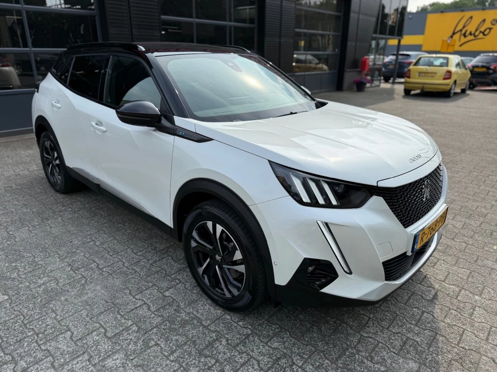 Hoofdafbeelding Peugeot e-2008