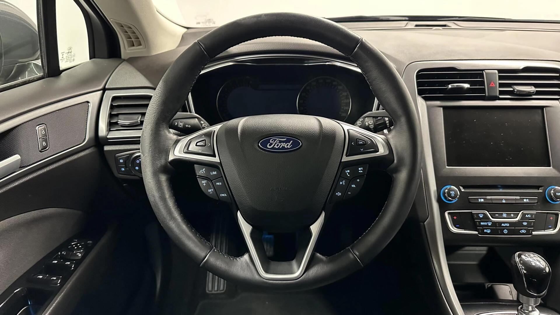 Hoofdafbeelding Ford Mondeo