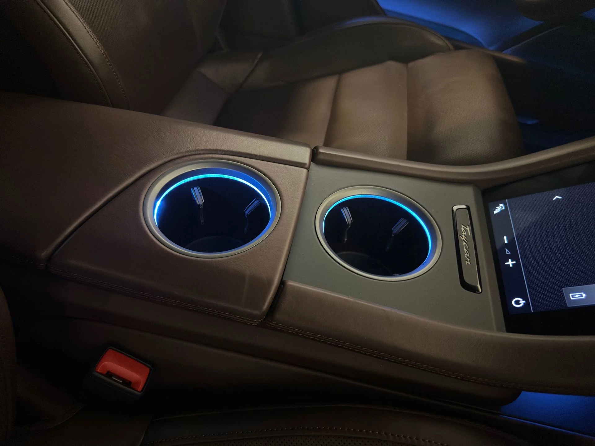 Hoofdafbeelding Porsche Taycan