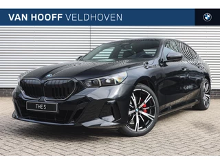 BMW 5 Serie 530e M Sport Automaat / Panoramadak / Bowers & Wilkins / Adaptieve LED / Parking Assistant Plus / Stoelventilatie / Comfort Access / Live Cockpit Professional / Stuurverwarming