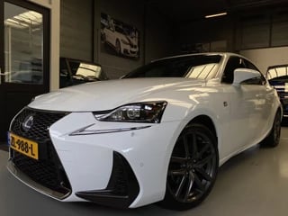 Hoofdafbeelding Lexus IS