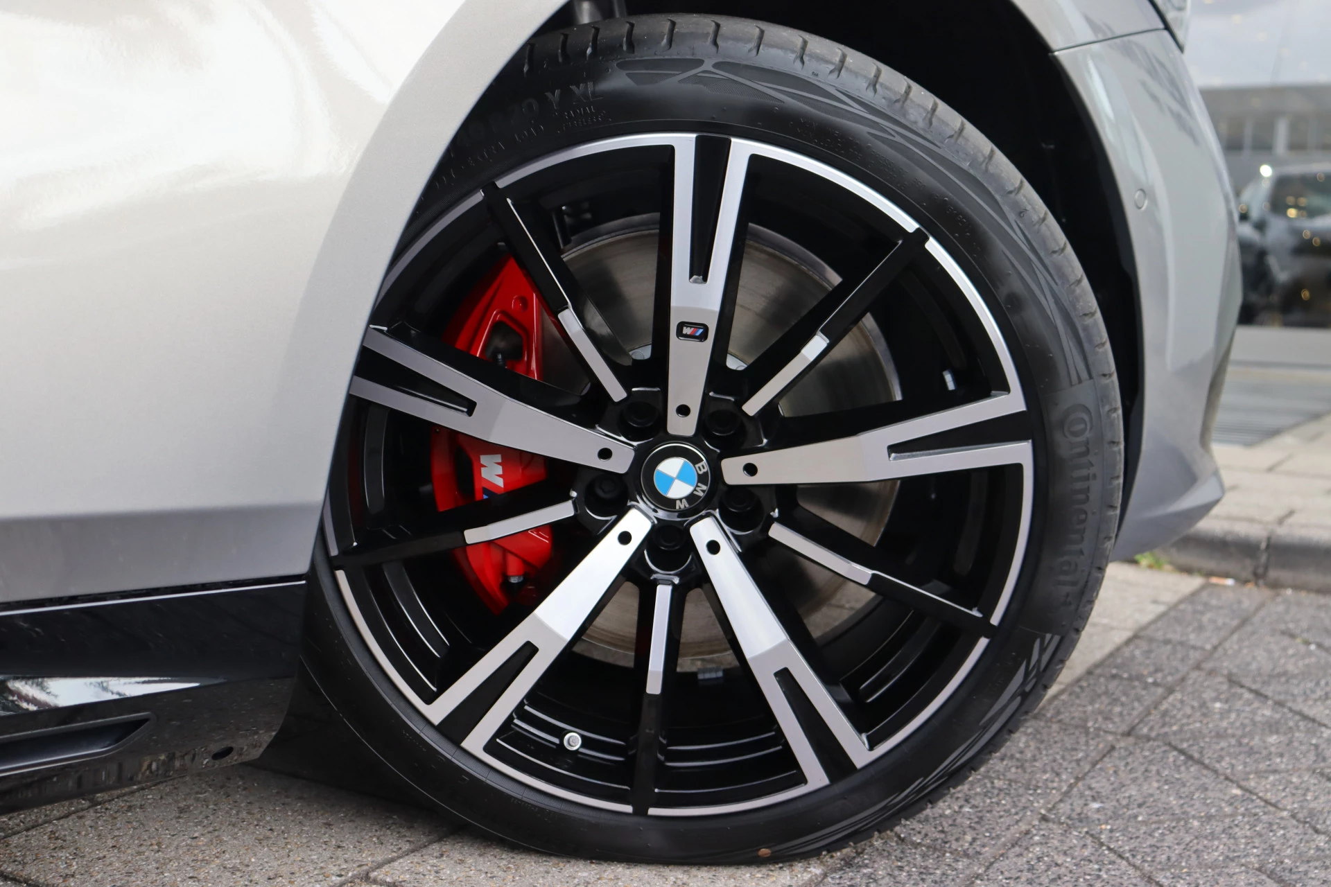 Hoofdafbeelding BMW i5