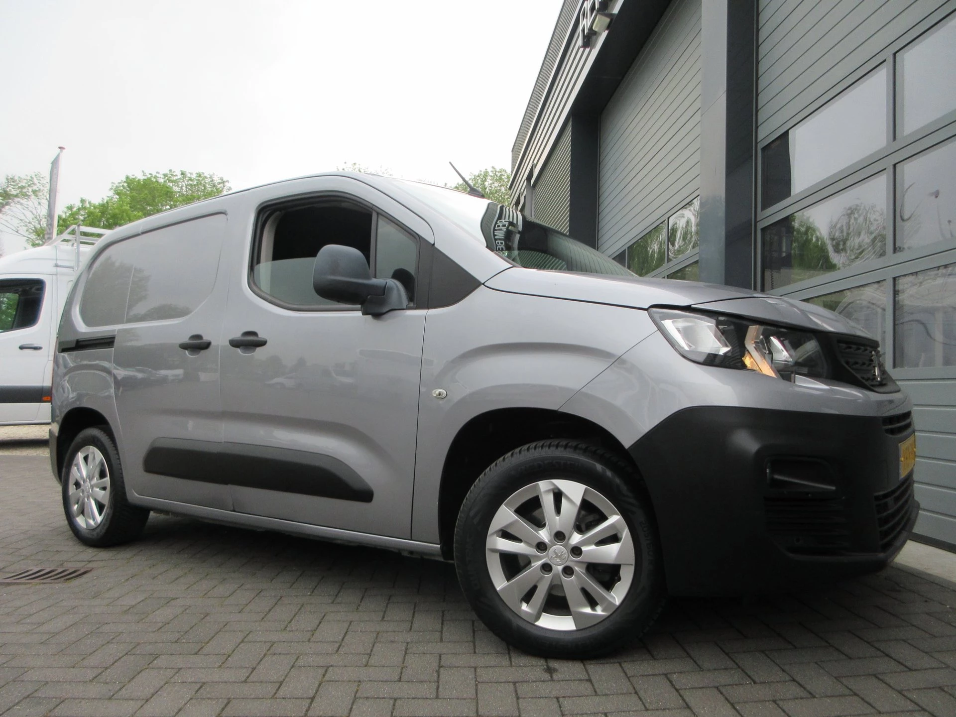 Hoofdafbeelding Peugeot Partner