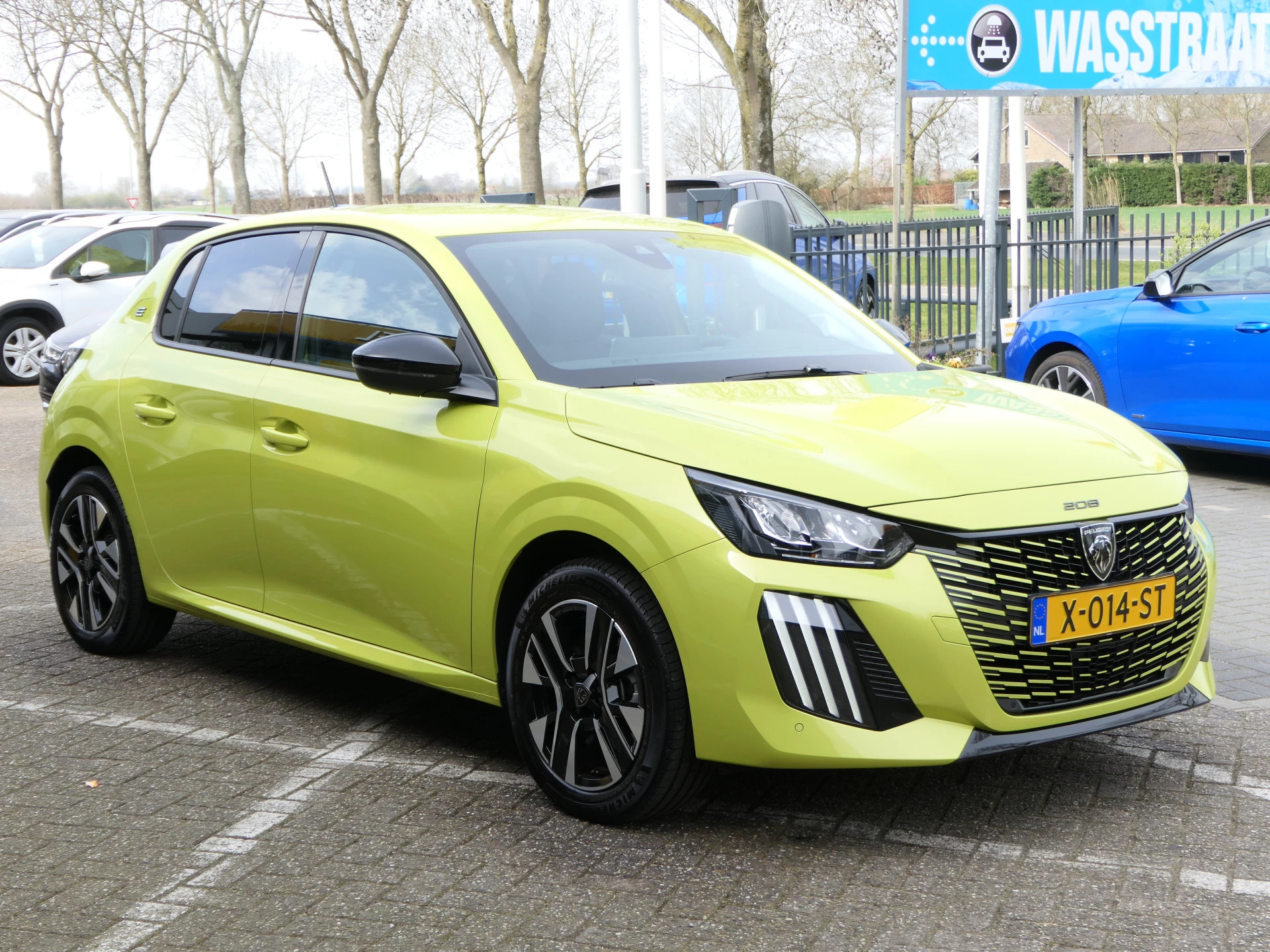 Hoofdafbeelding Peugeot e-208