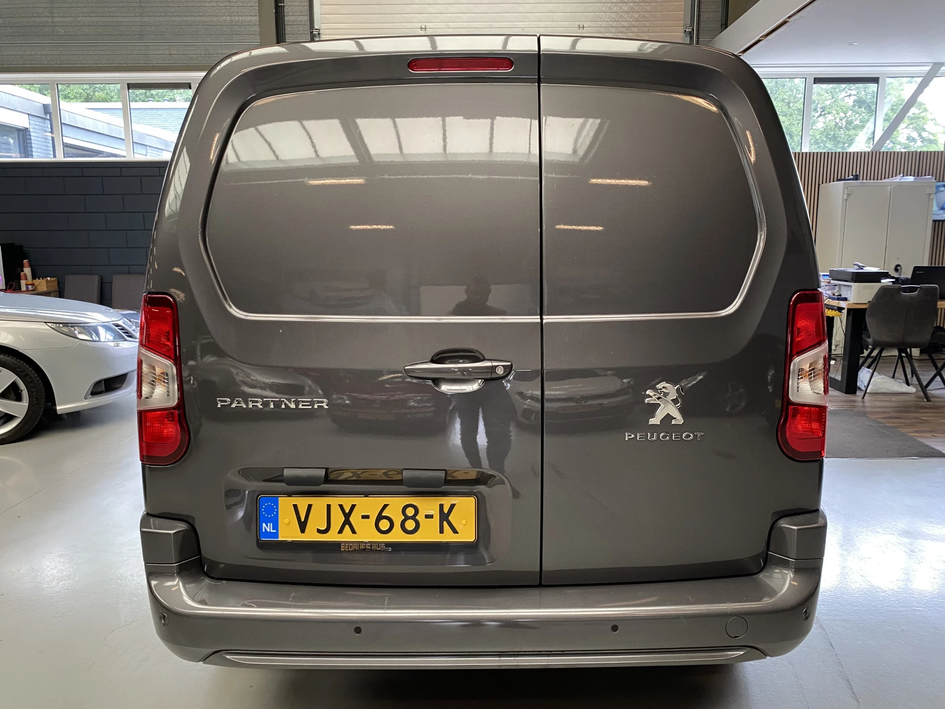 Hoofdafbeelding Peugeot Partner