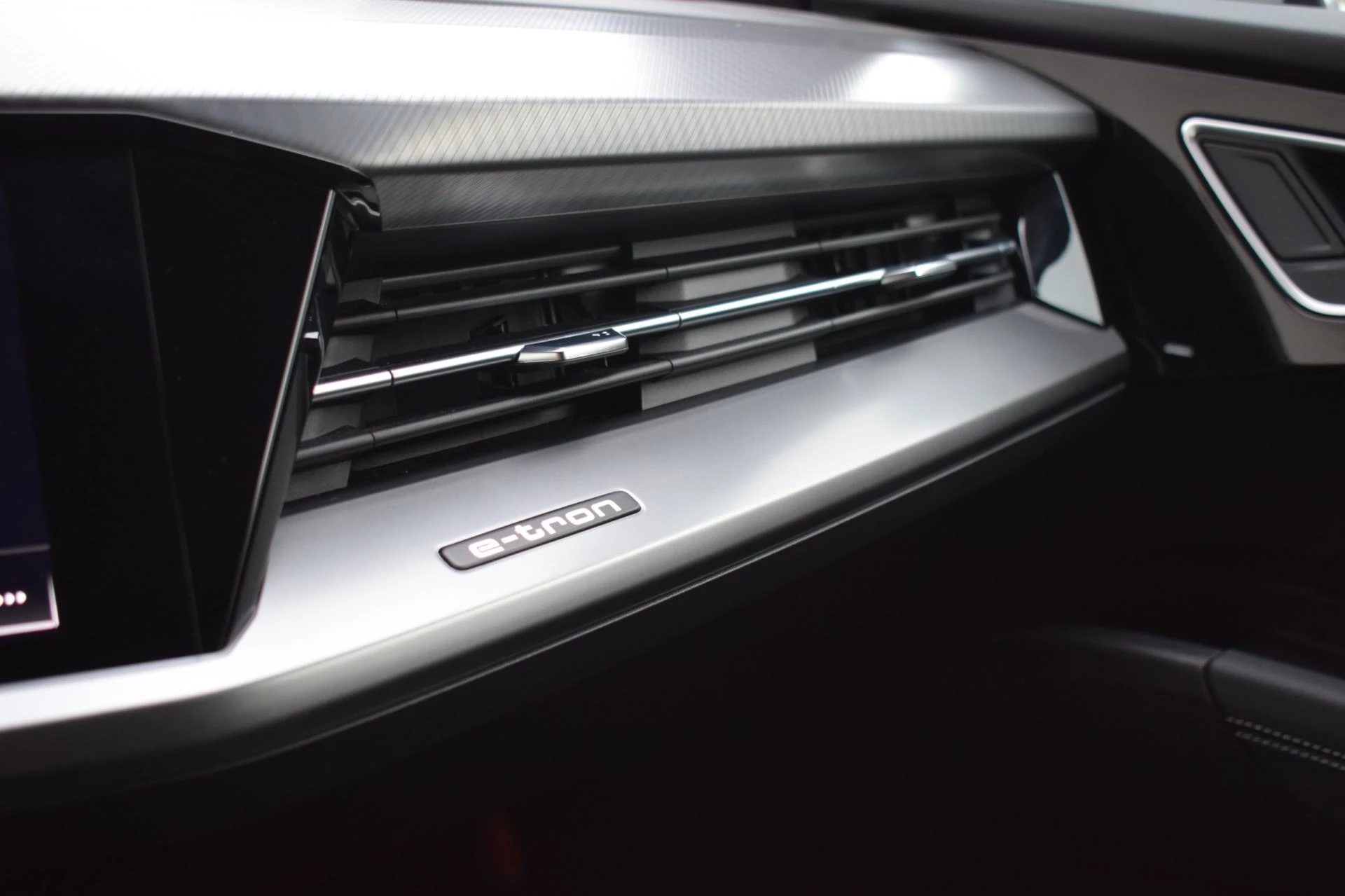 Hoofdafbeelding Audi Q4 e-tron