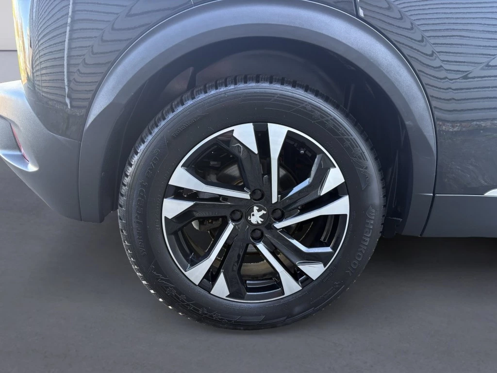 Hoofdafbeelding Peugeot e-2008