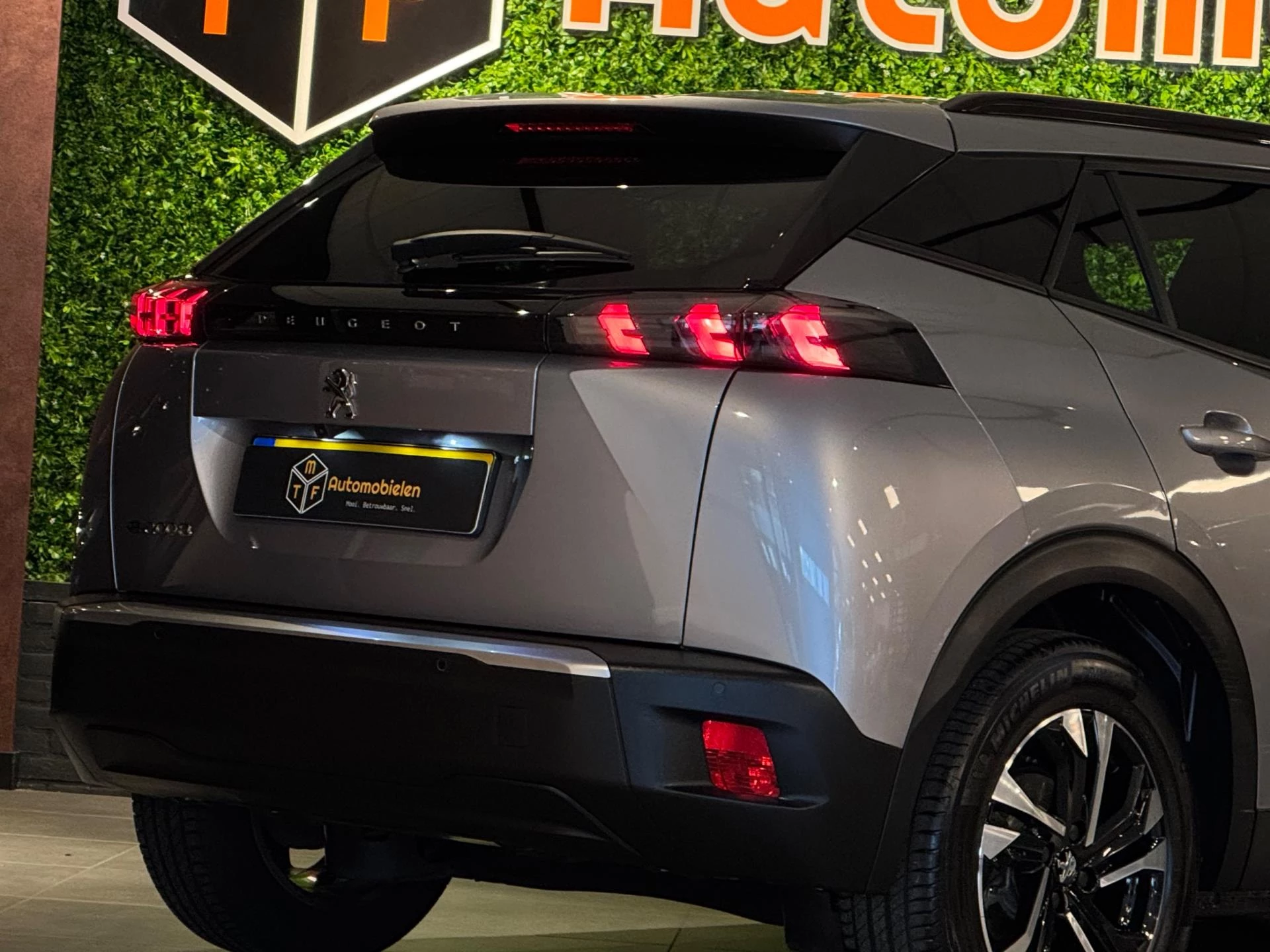 Hoofdafbeelding Peugeot e-2008