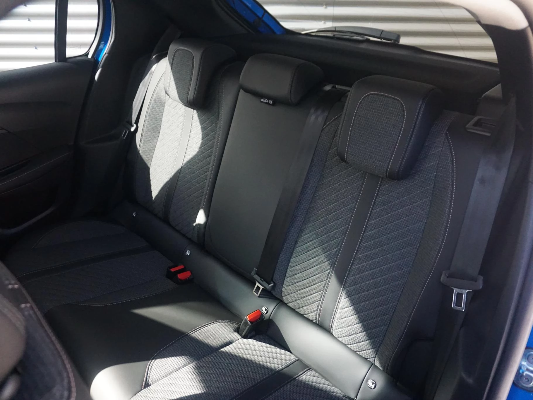 Hoofdafbeelding Peugeot e-208