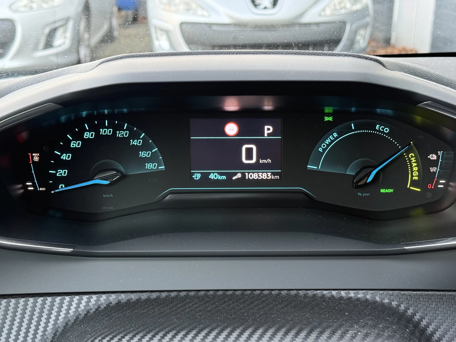 Hoofdafbeelding Peugeot e-208