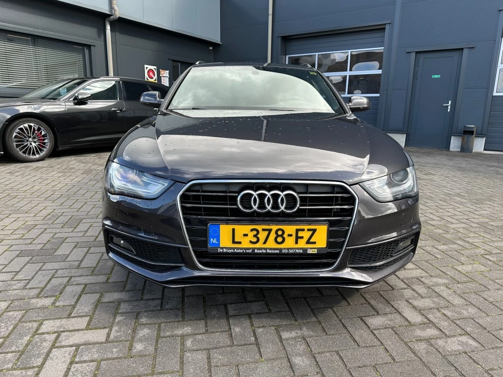Hoofdafbeelding Audi A4