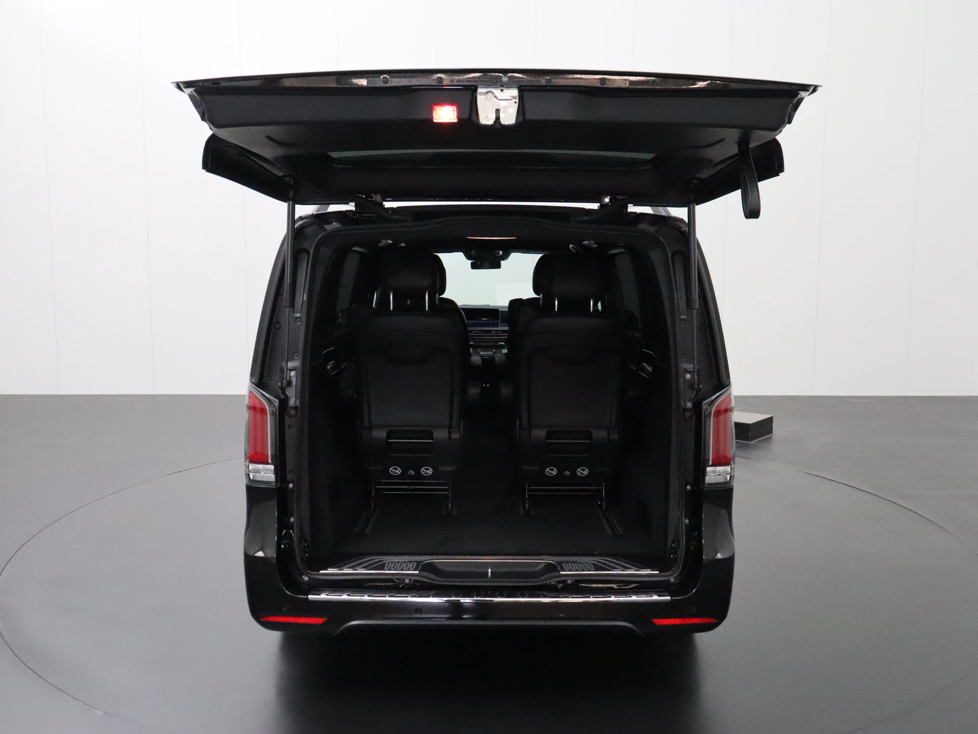 Hoofdafbeelding Mercedes-Benz EQV