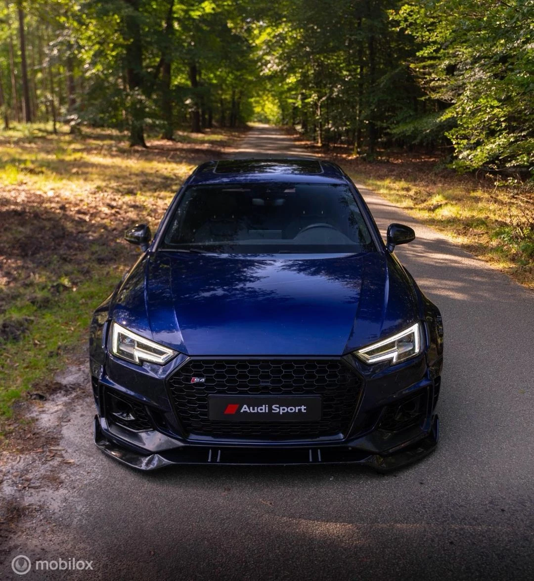 Hoofdafbeelding Audi S4