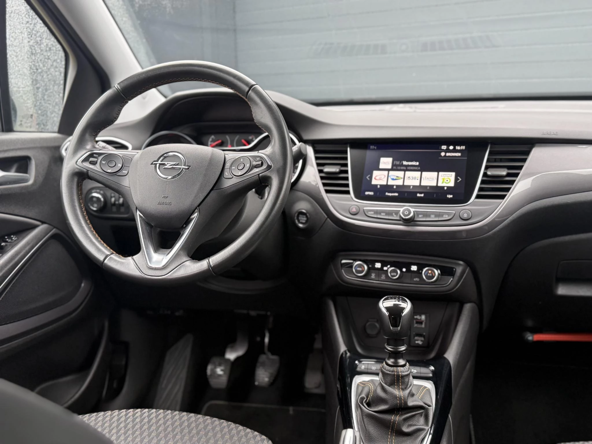 Hoofdafbeelding Opel Crossland X