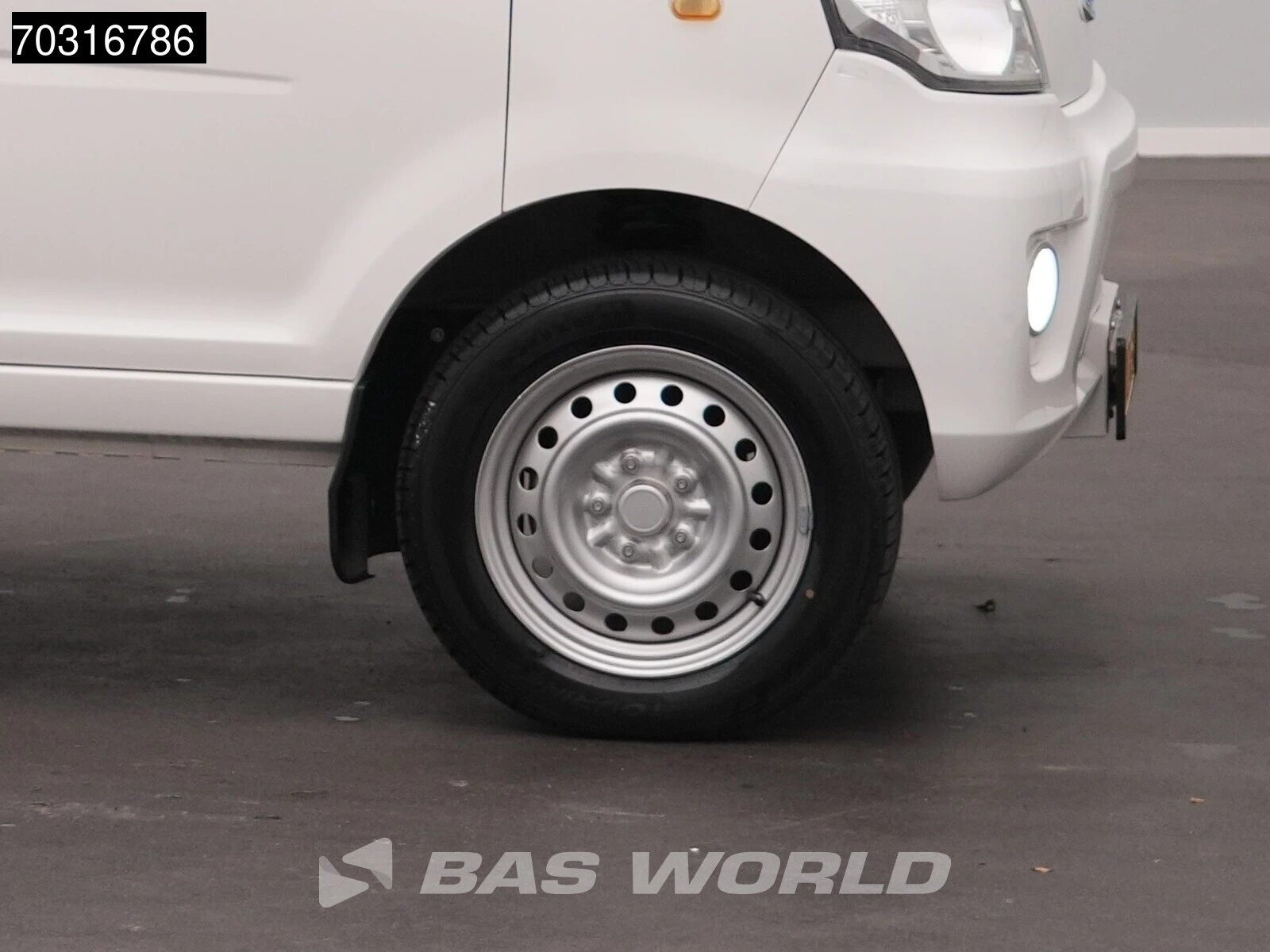 Hoofdafbeelding Cenntro Logistar 200