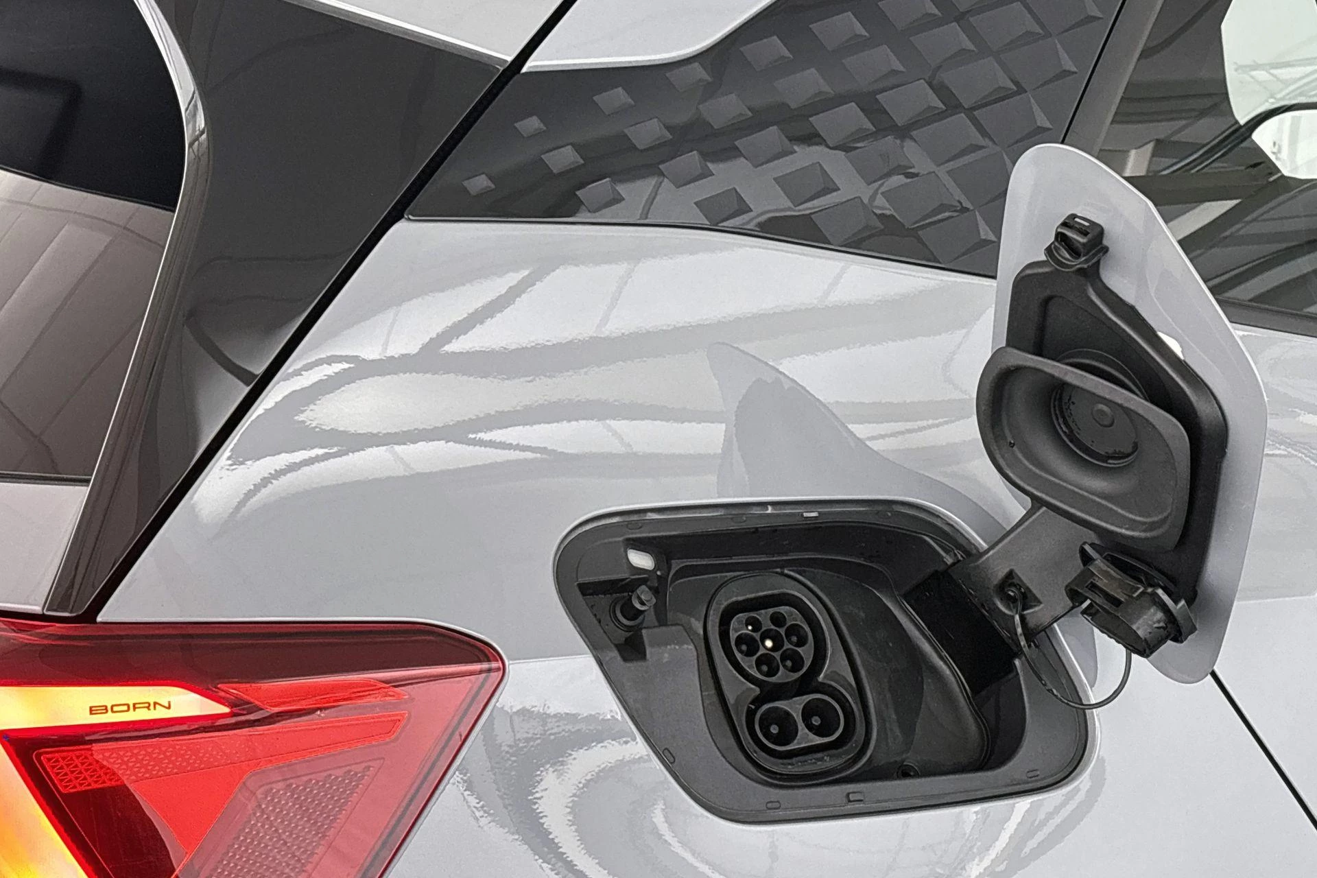 Hoofdafbeelding CUPRA Born