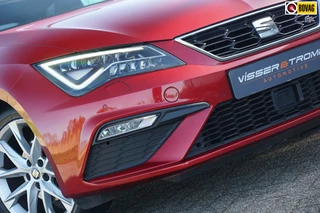 Seat Leon 1.4 EcoTSI FR-AUT | Desire Red Metallic | Panodak/iConnect/Alcantara/Stoelverwarming - Sportief!