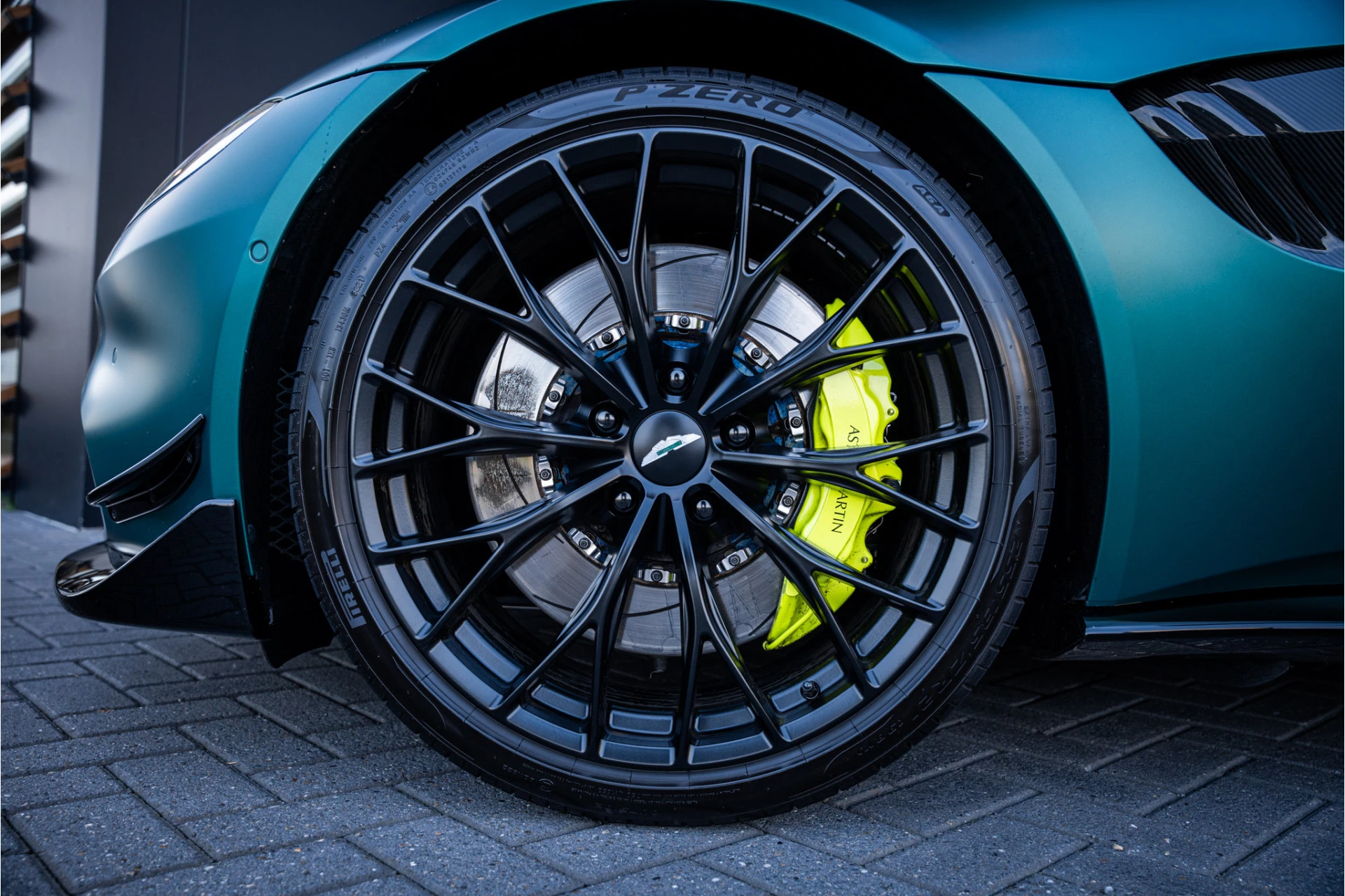 Hoofdafbeelding Aston Martin V8 Vantage