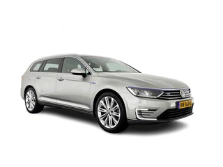 Volkswagen Passat Variant 1.4 TSI GTE Highline Executive-Plus-Pack Aut. *DIGI-COCKPIT | ADAPT-CRUISE | ALCANTARA-LEATHER | FULL-LED | KEYLESS | CAMERA | NAVI-FULLMAP | APP.CONNECT | SHIFT-PADDLES | TOWBAR | ERGONOMIC-SPORT-SEATS | 19''ALU*