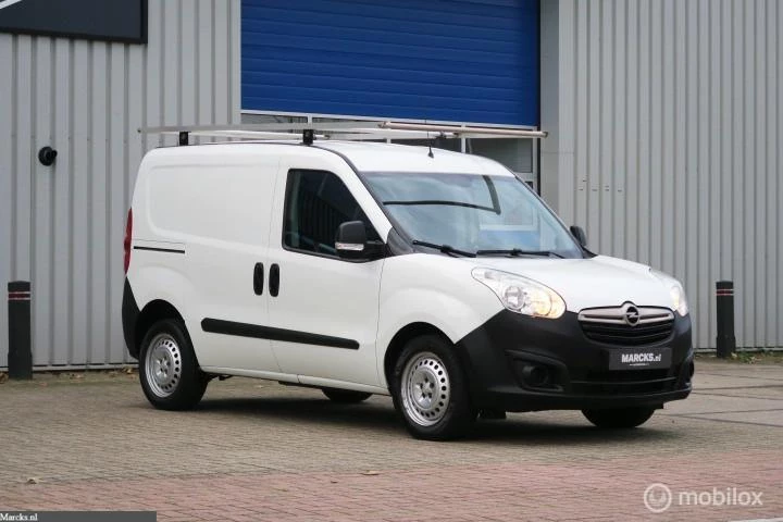 Hoofdafbeelding Opel Combo