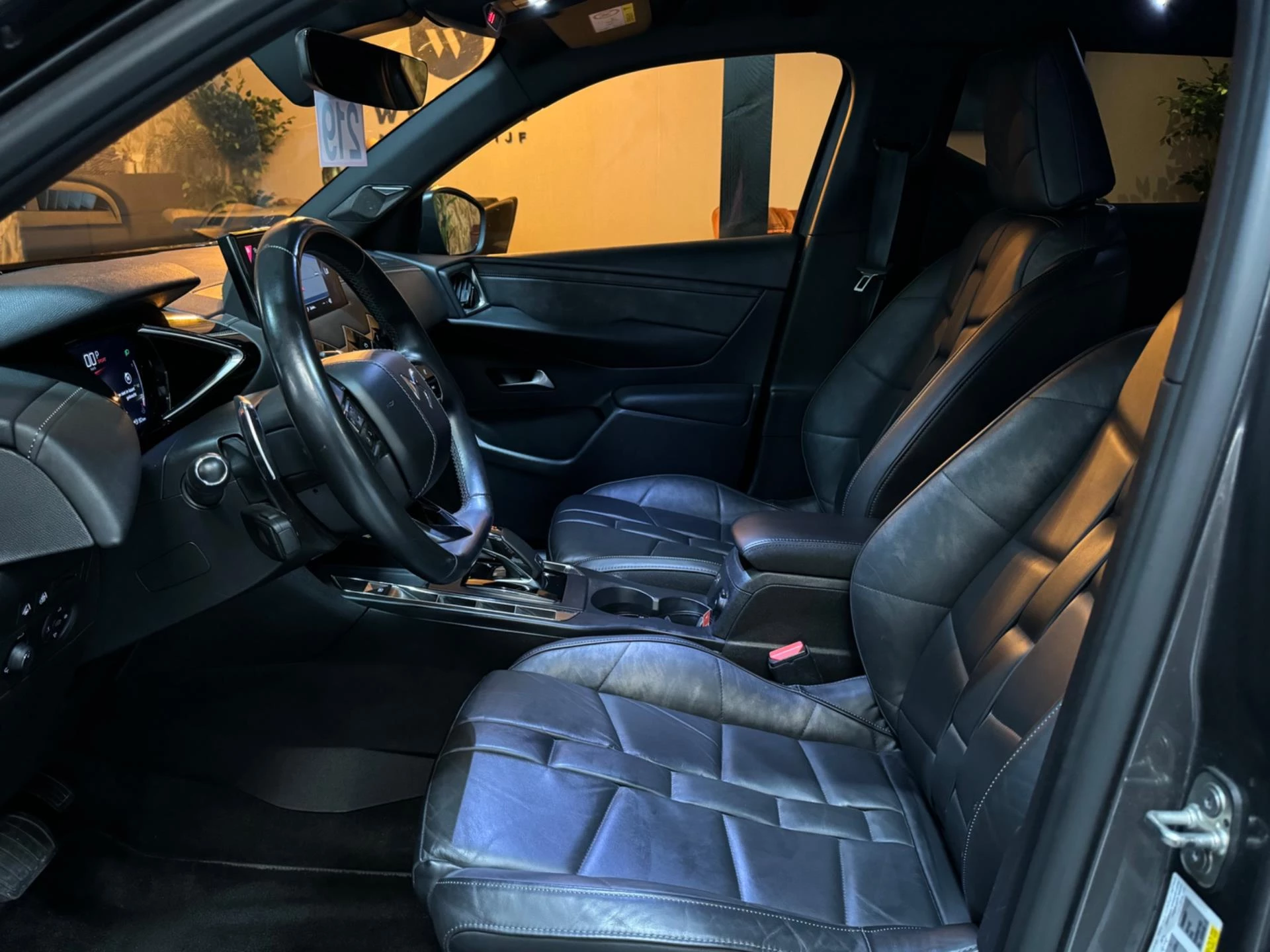 Hoofdafbeelding DS DS 3