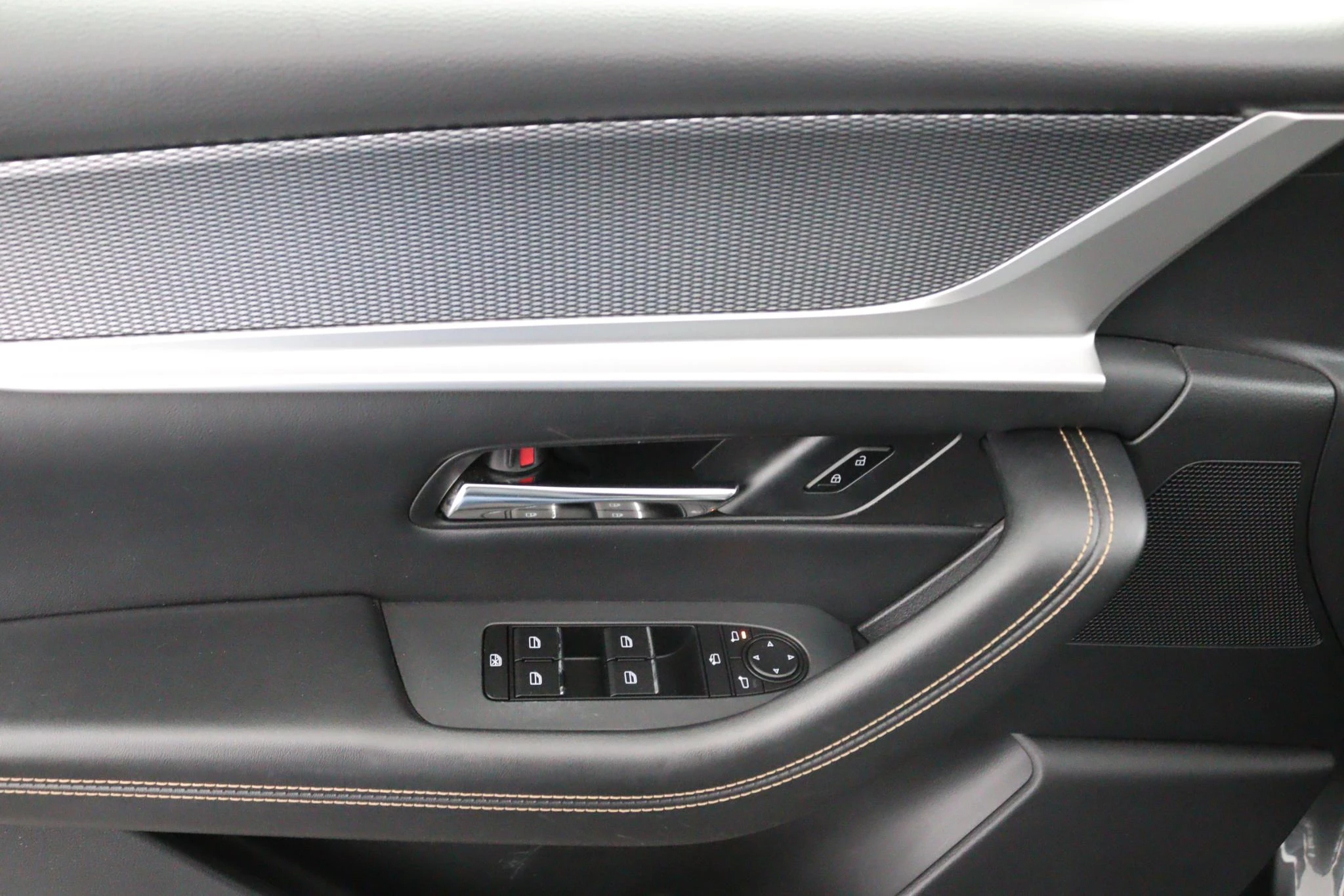 Hoofdafbeelding Mazda CX-60