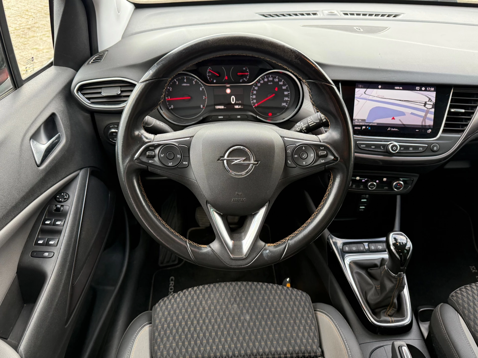 Hoofdafbeelding Opel Crossland X
