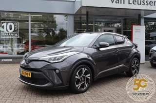 Toyota C-HR 1.8 HYBRID DYNAMIC STOELVERW. DODEHOEK ALL-SEASON KEYLESS LED KOPLAMPEN PARK.SENSOREN V+A APPLE/ANDROID