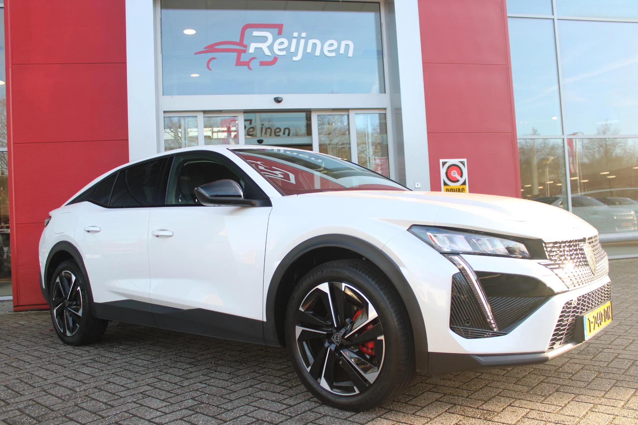 Hoofdafbeelding Peugeot 408