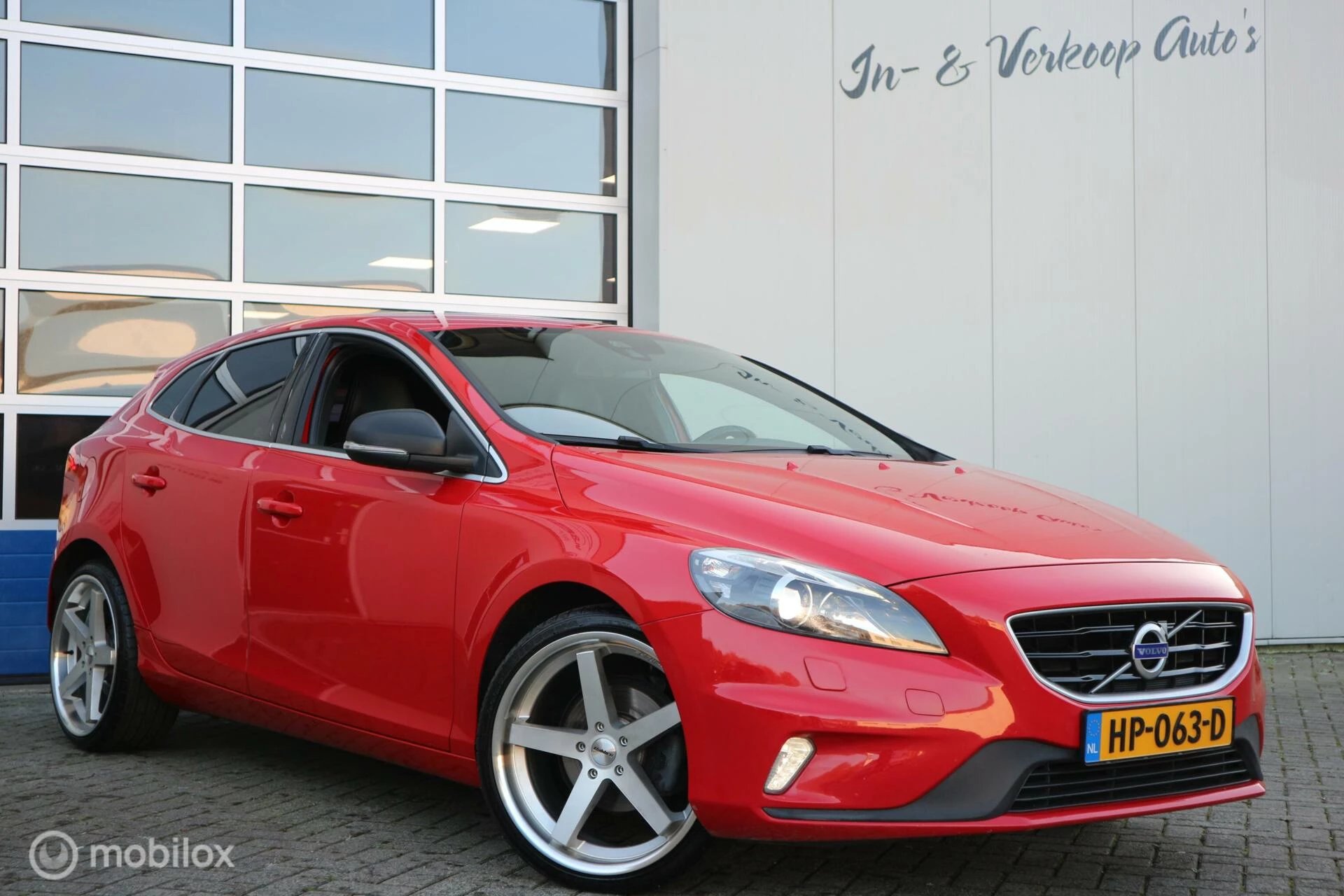 Hoofdafbeelding Volvo V40