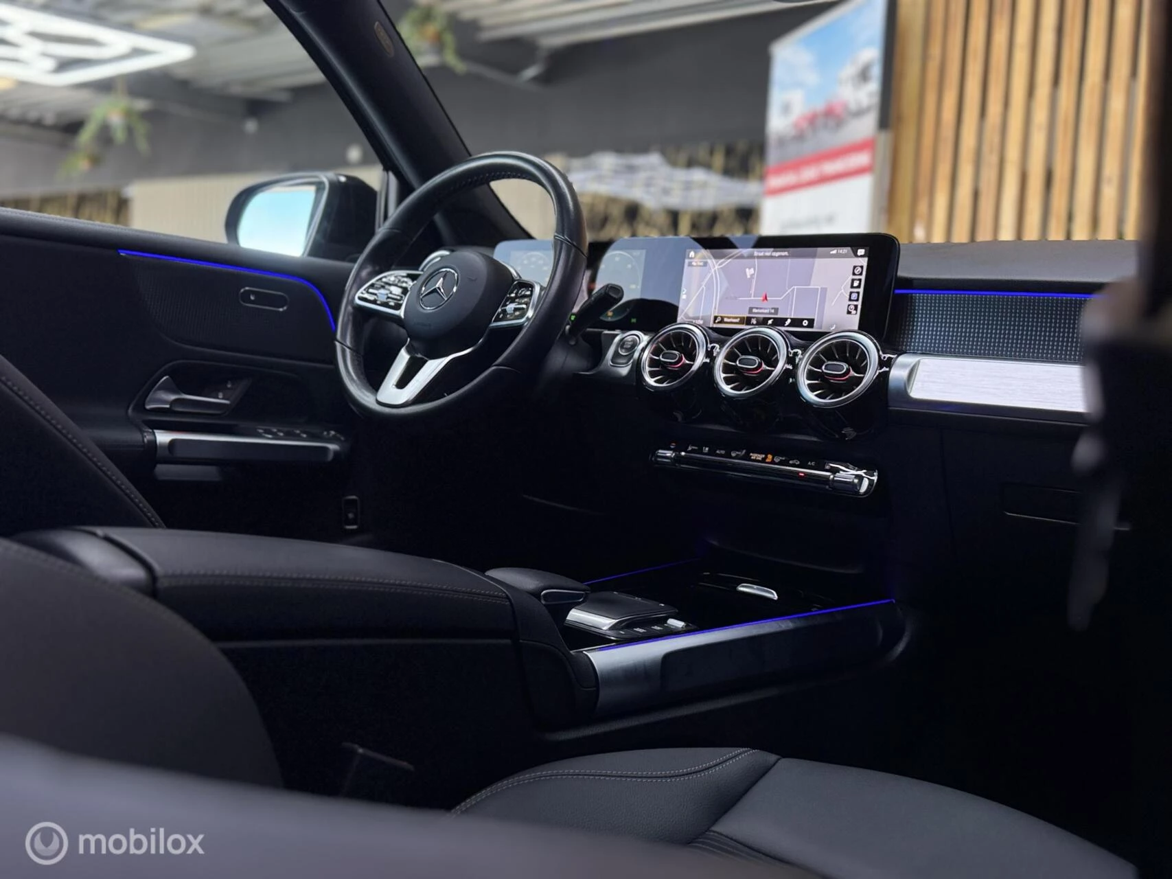 Hoofdafbeelding Mercedes-Benz EQB