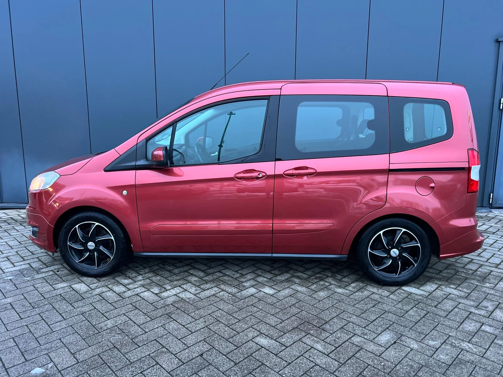 Hoofdafbeelding Ford Tourneo Courier
