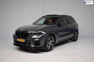 BMW X5 XDrive45e M-SPORT SOH 89% / PANORAMADAK / 360CAMERA / EL.TREKHAAK / BTW / LASER / HEAD-UP / LUCHTVERING