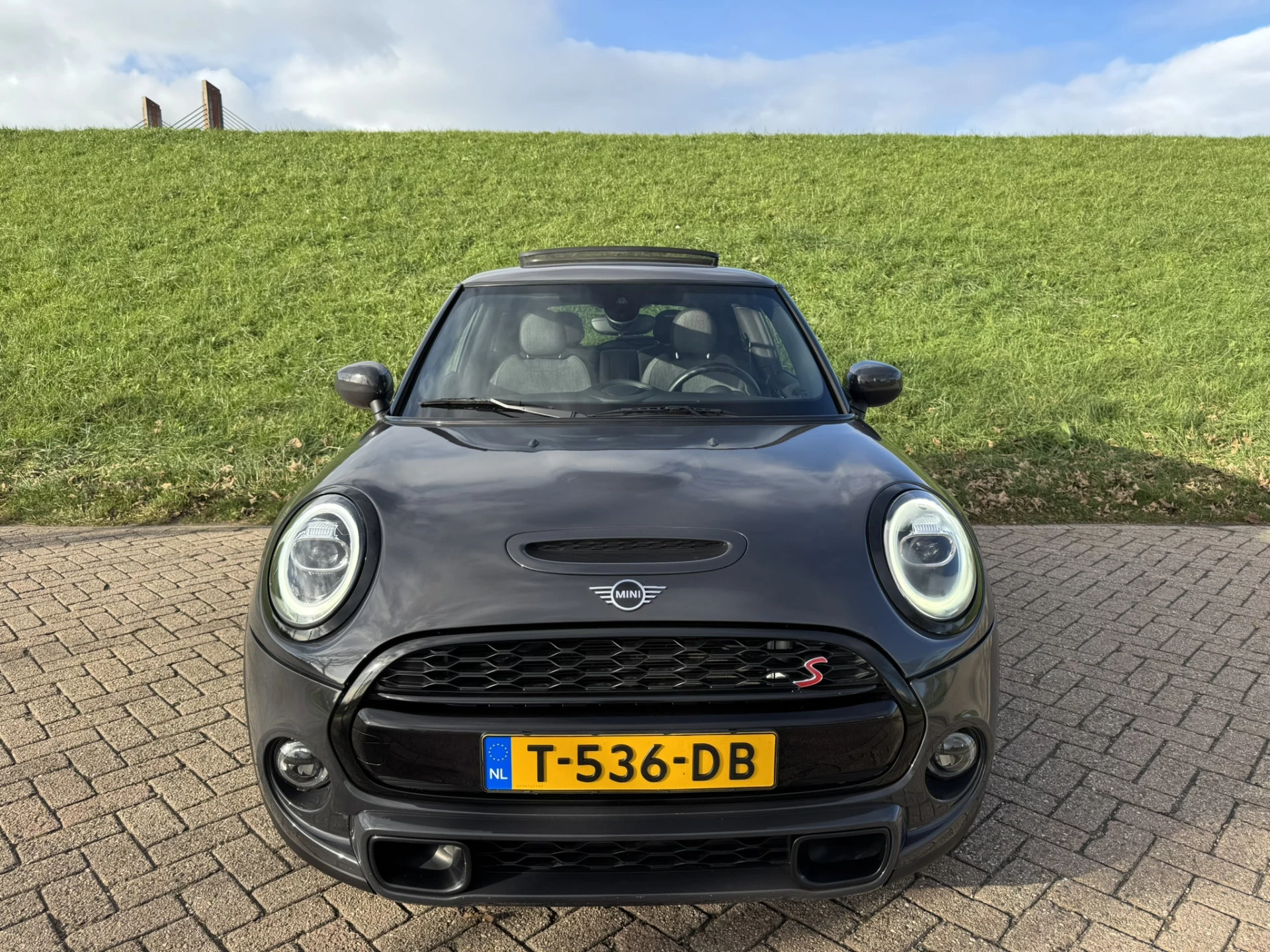 Hoofdafbeelding MINI Cooper S