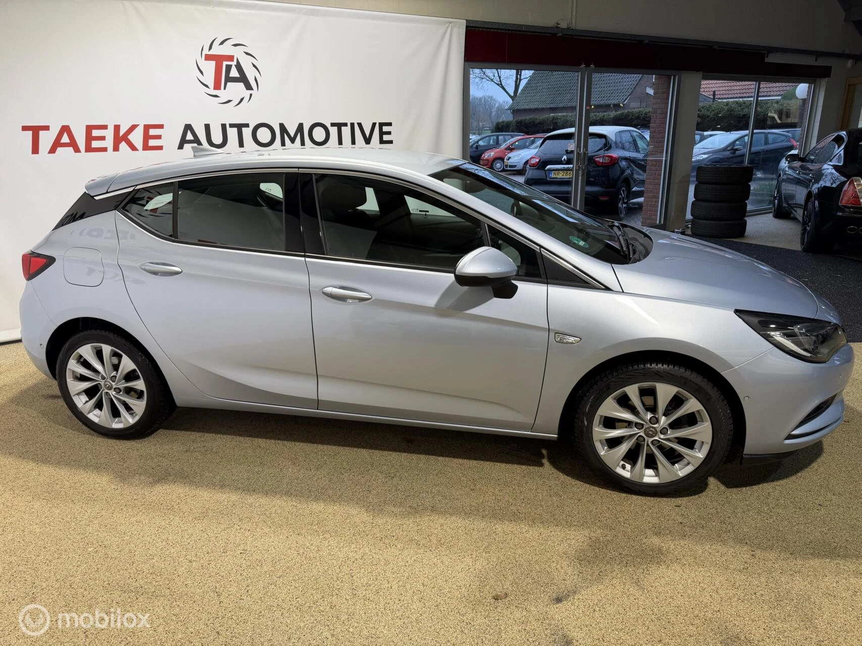 Hoofdafbeelding Opel Astra