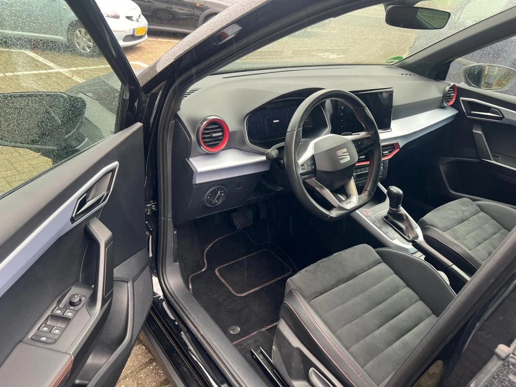 Hoofdafbeelding SEAT Arona