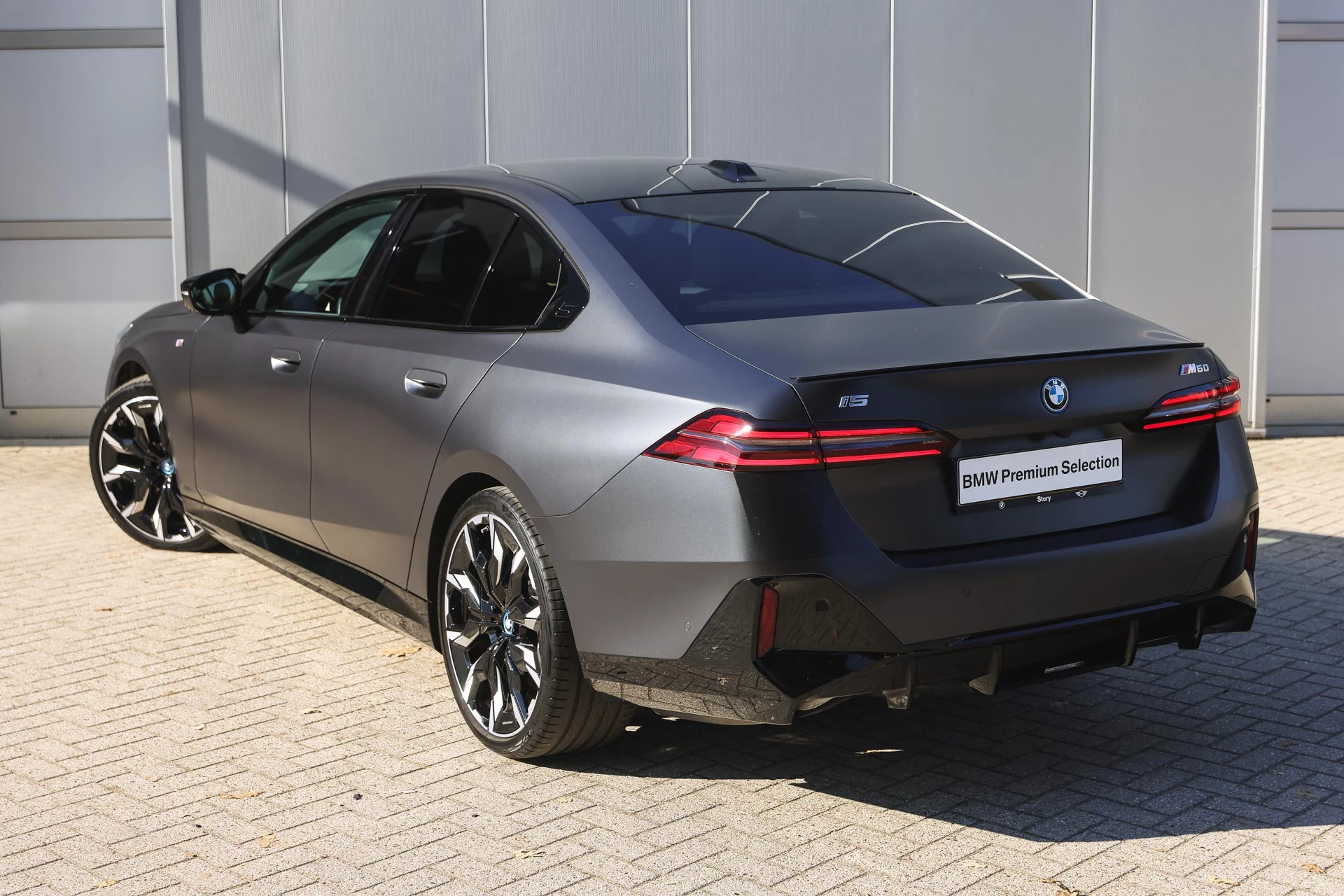 Hoofdafbeelding BMW i5