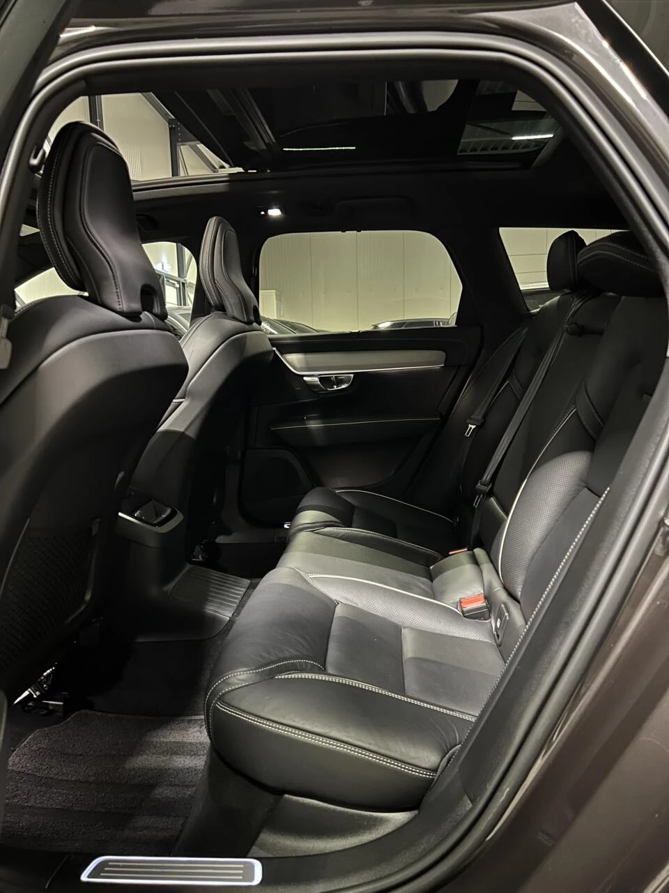 Hoofdafbeelding Volvo V90