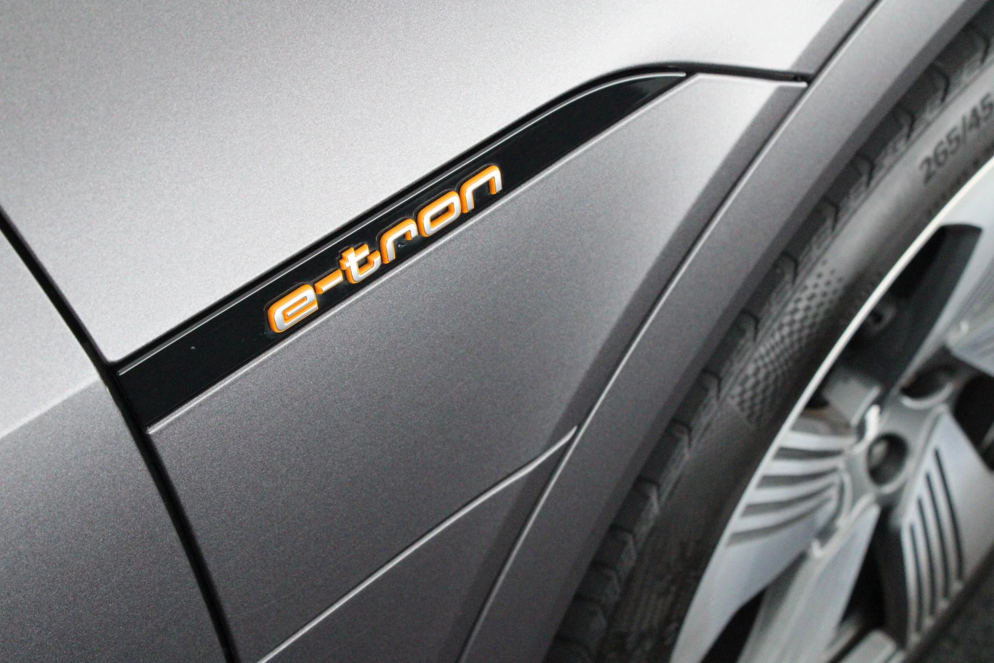 Hoofdafbeelding Audi e-tron