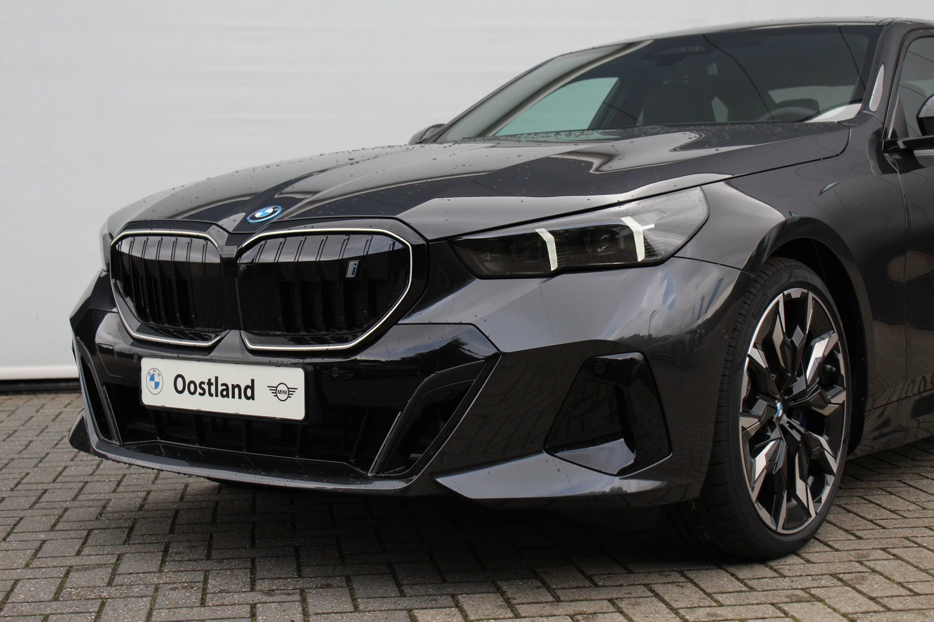 Hoofdafbeelding BMW i5