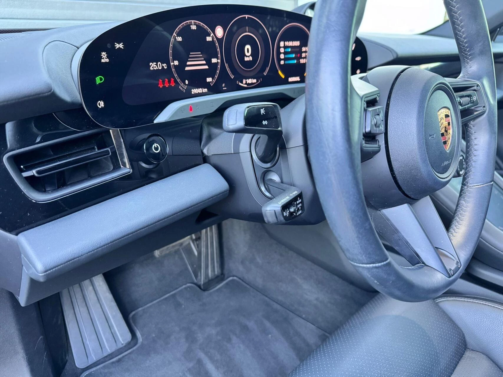 Hoofdafbeelding Porsche Taycan