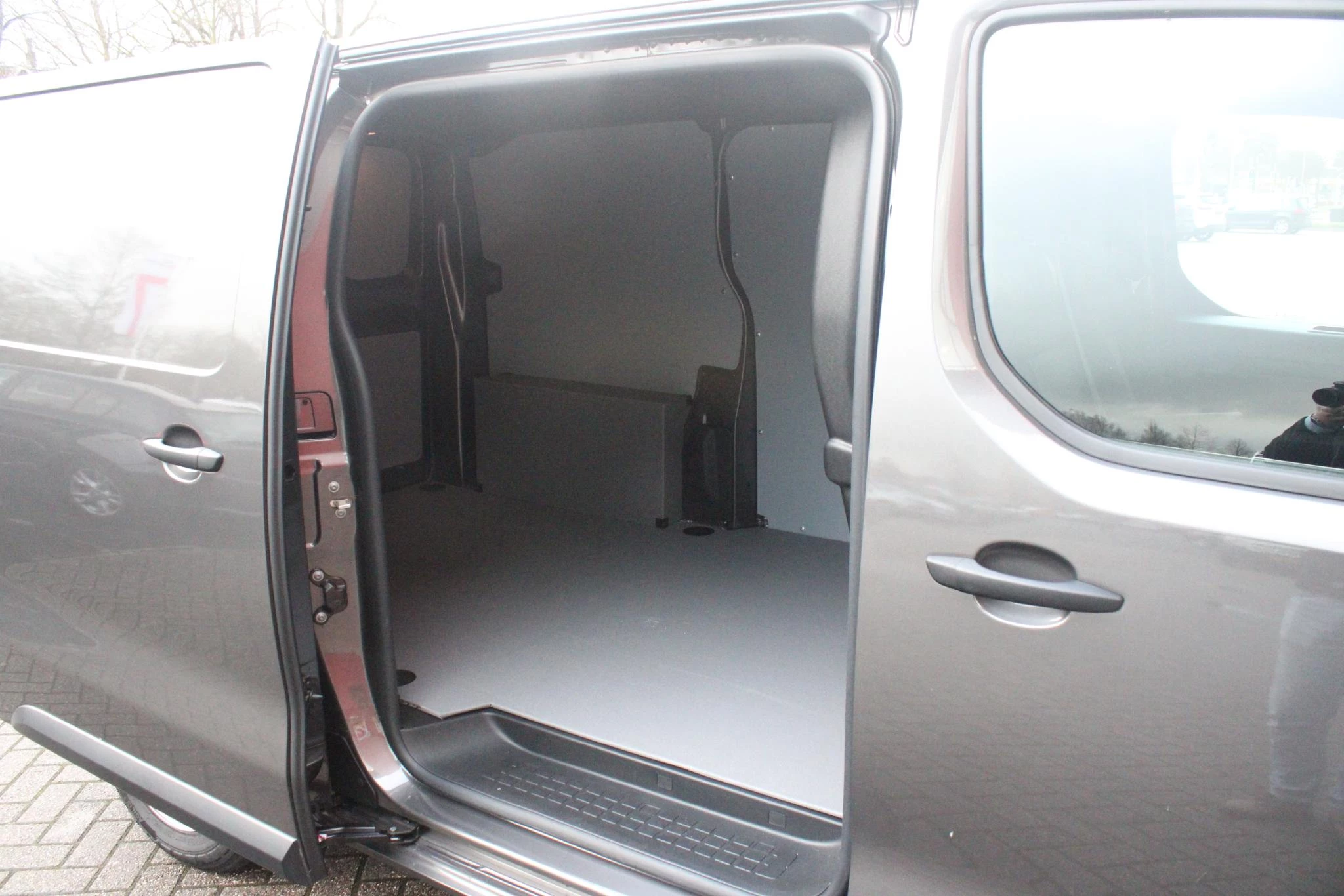 Hoofdafbeelding Peugeot e-Expert