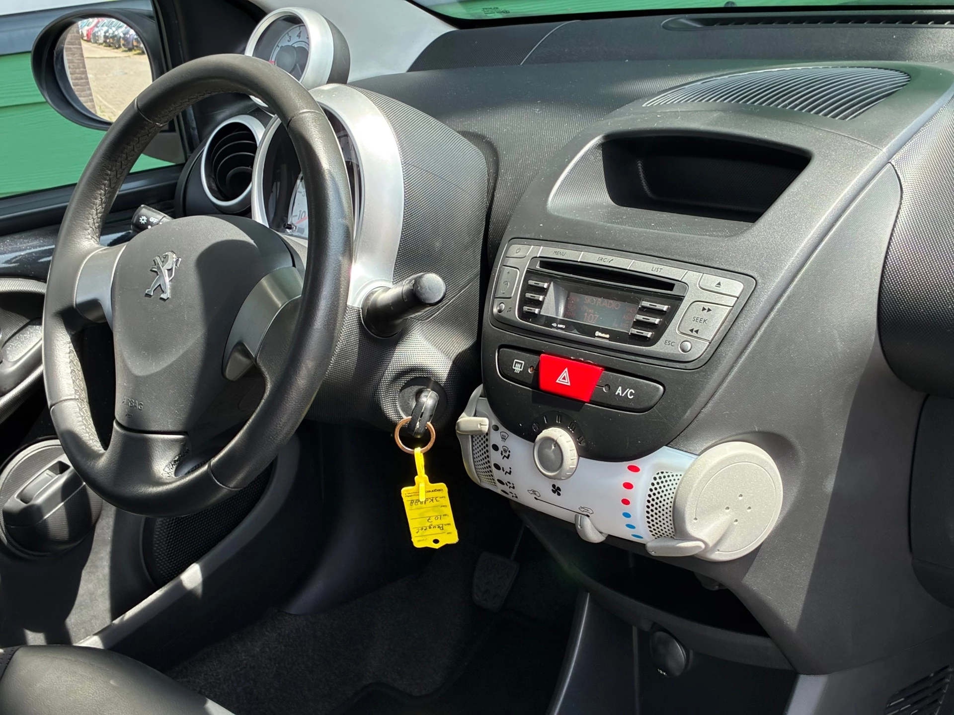 Hoofdafbeelding Peugeot 107