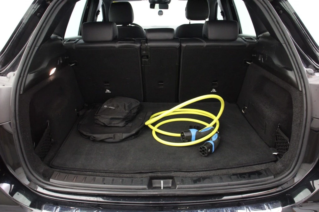 Hoofdafbeelding Mercedes-Benz EQA