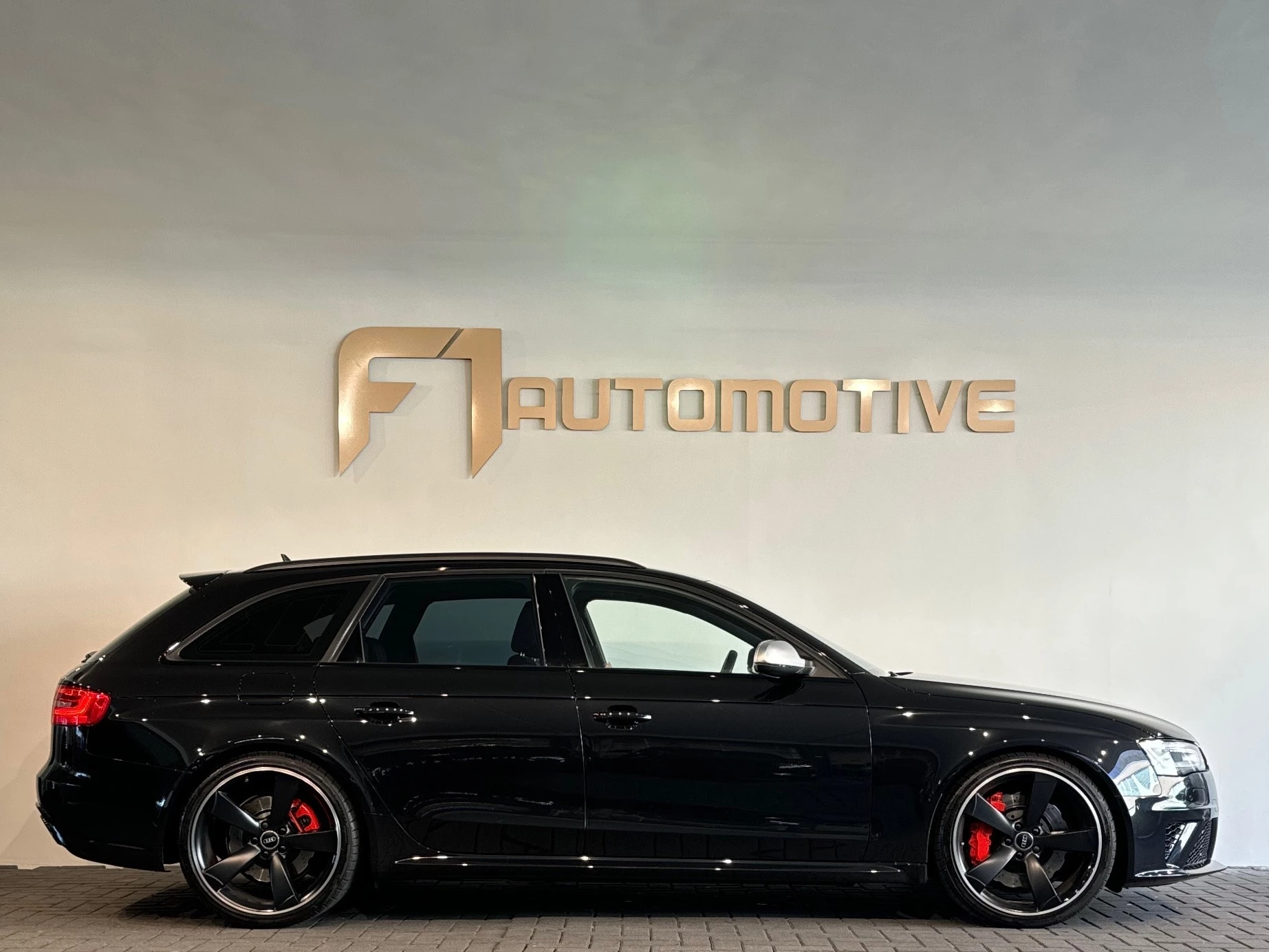 Hoofdafbeelding Audi RS4