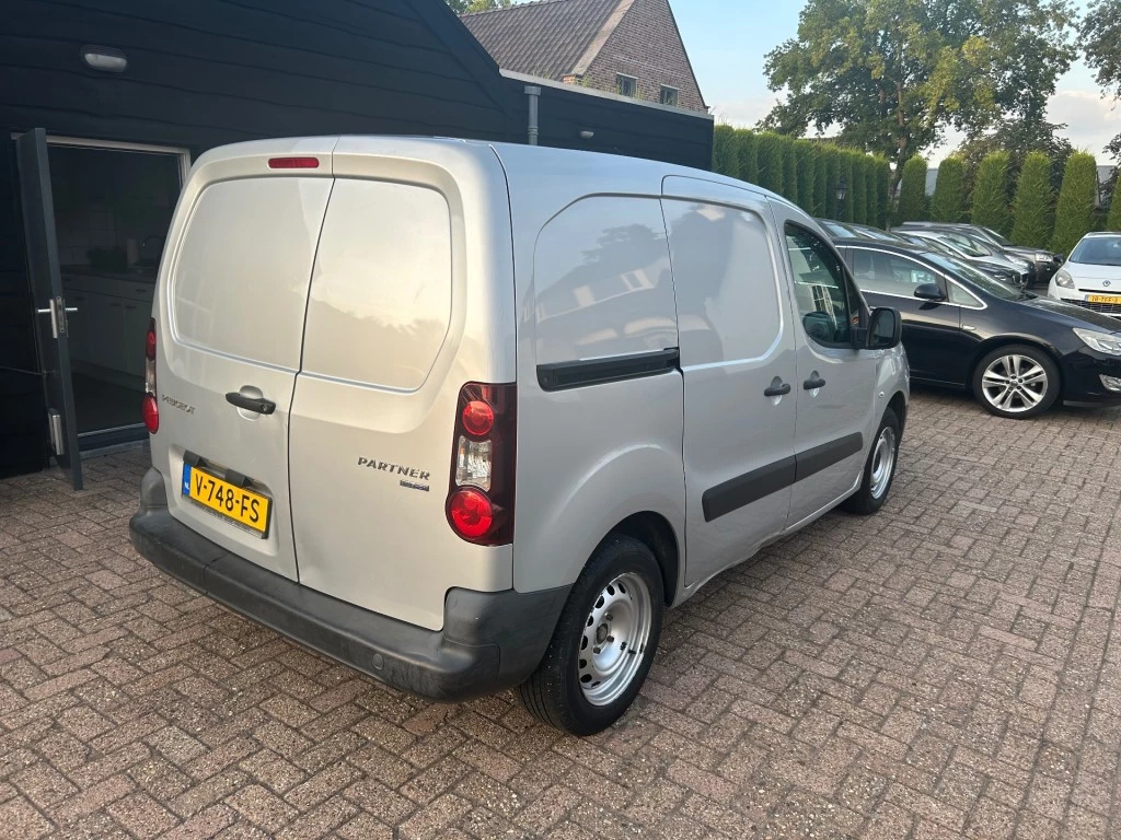 Hoofdafbeelding Peugeot Partner