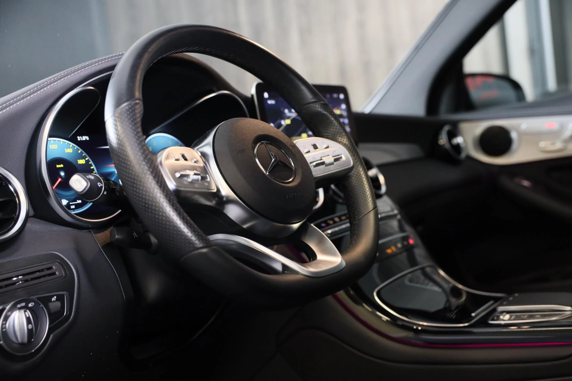 Hoofdafbeelding Mercedes-Benz GLC