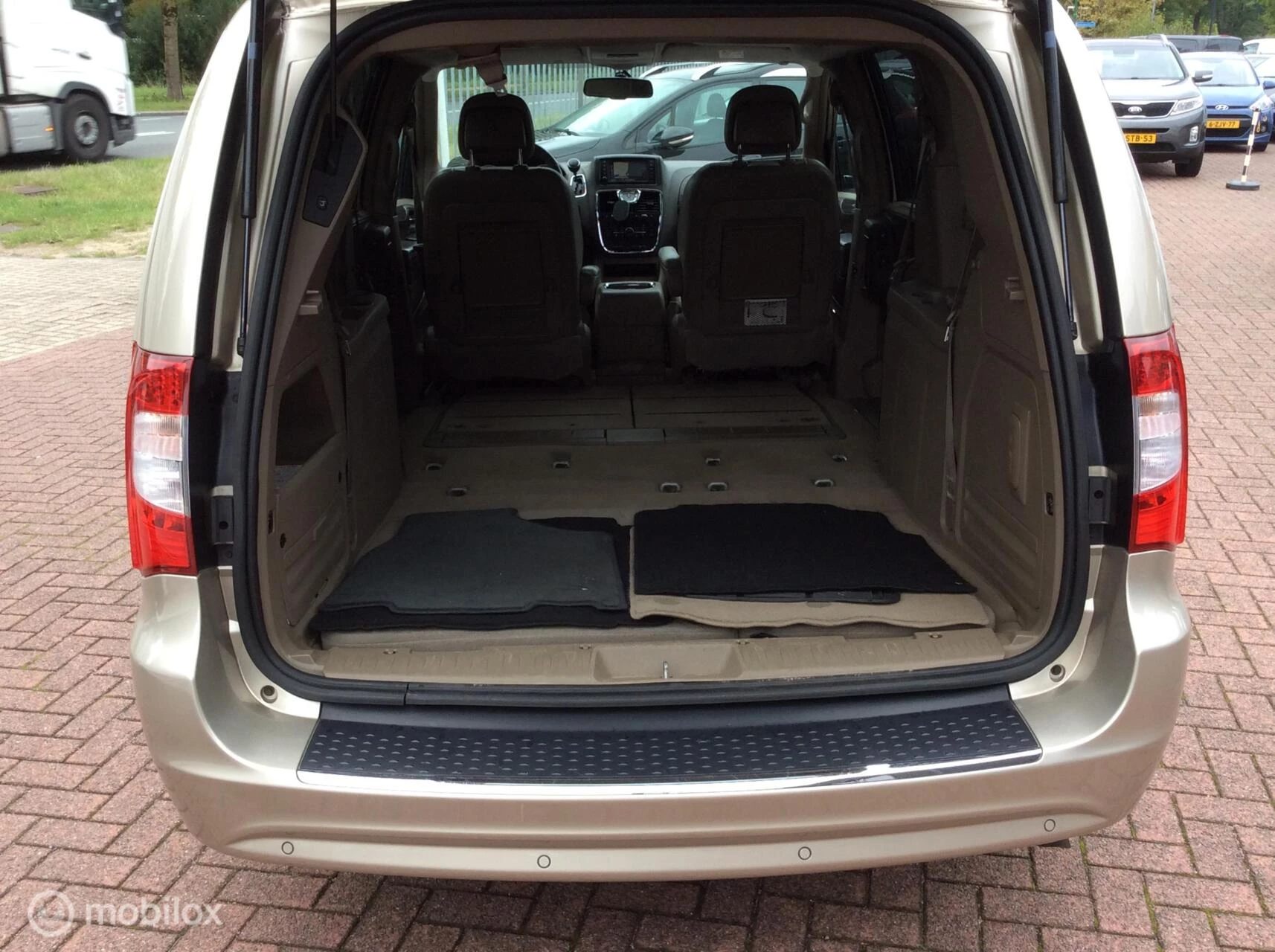 Hoofdafbeelding Lancia Voyager