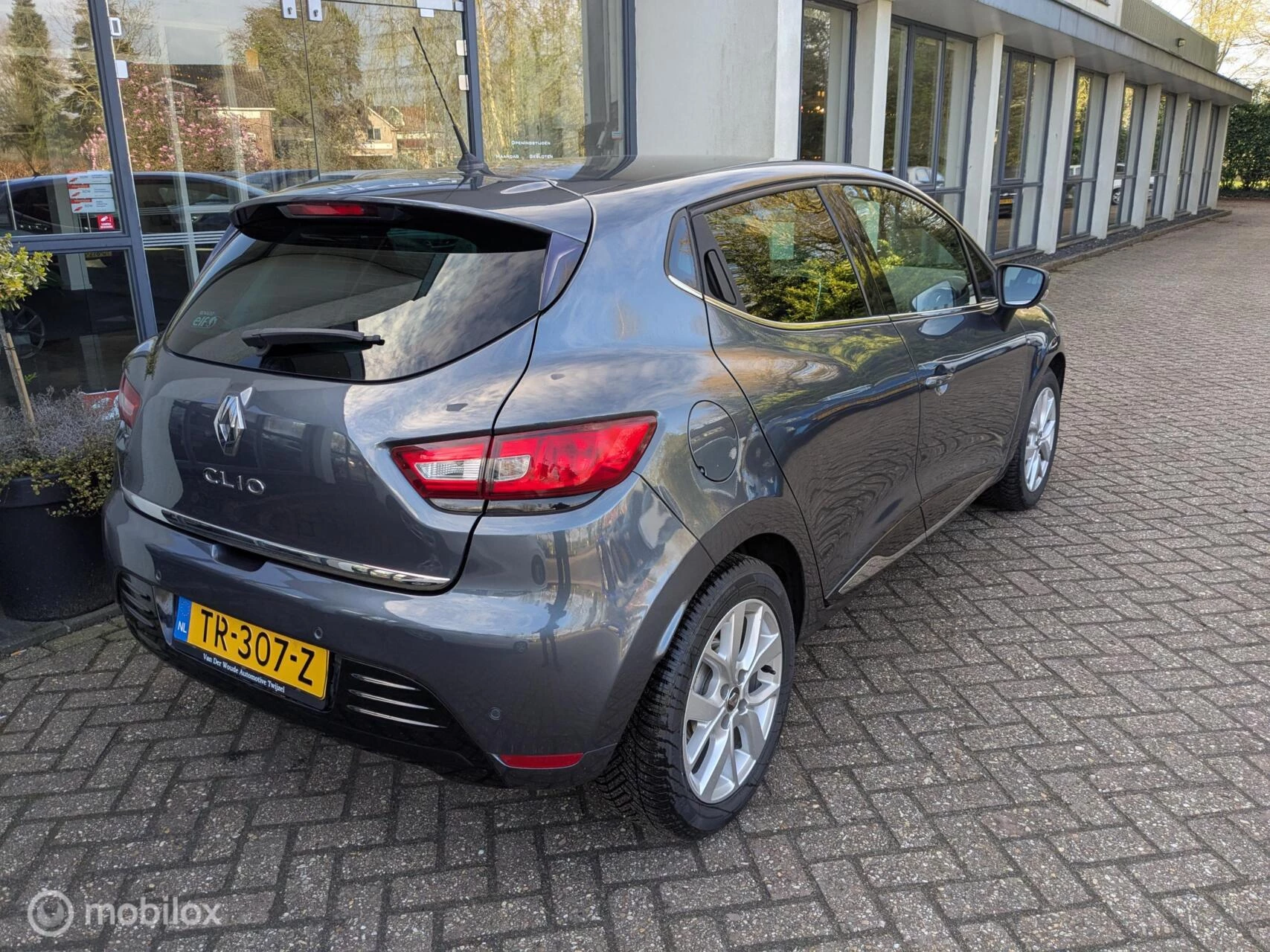Hoofdafbeelding Renault Clio