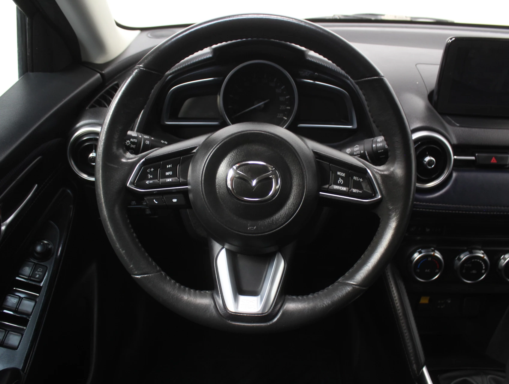 Hoofdafbeelding Mazda 2